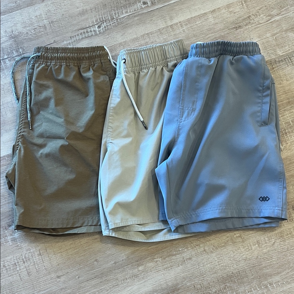 Men's Casual Shorts - Dark khaki, Khaki and Grey.